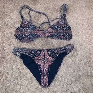 Frankie’s bikinis taj set